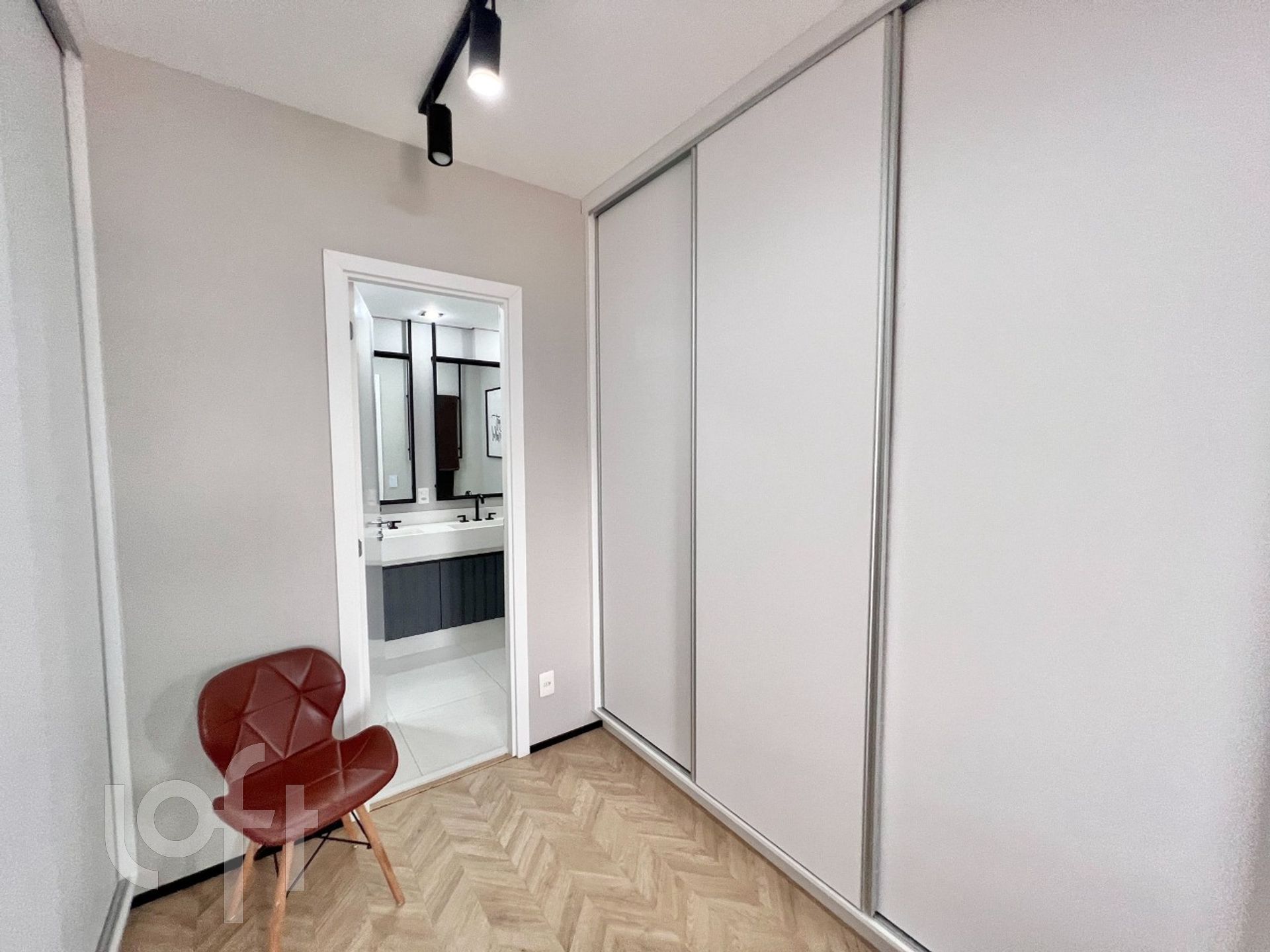 Apartamento à venda com 3 quartos, 145m² - Foto 19