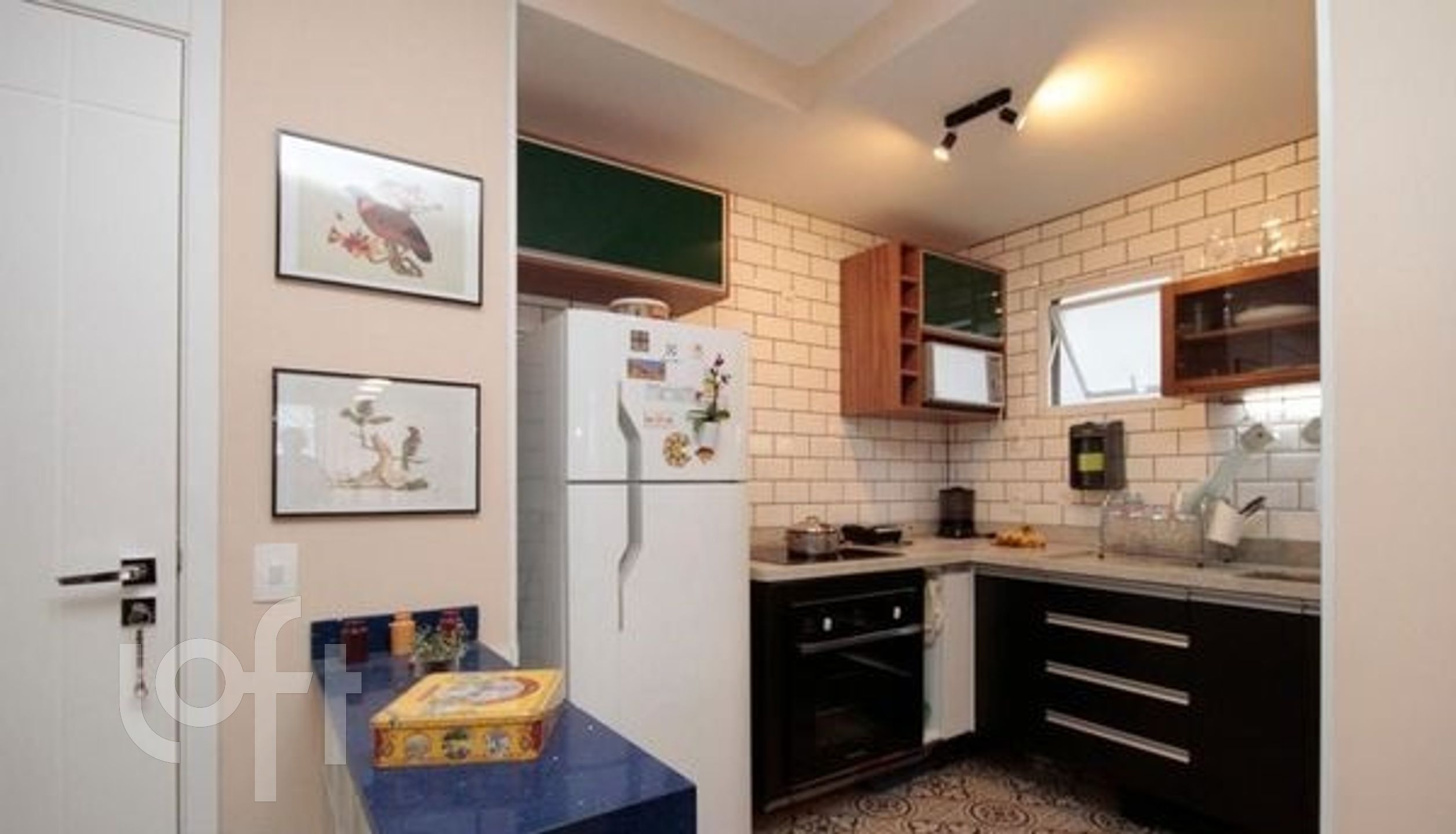 Apartamento à venda com 1 quarto, 45m² - Foto 2