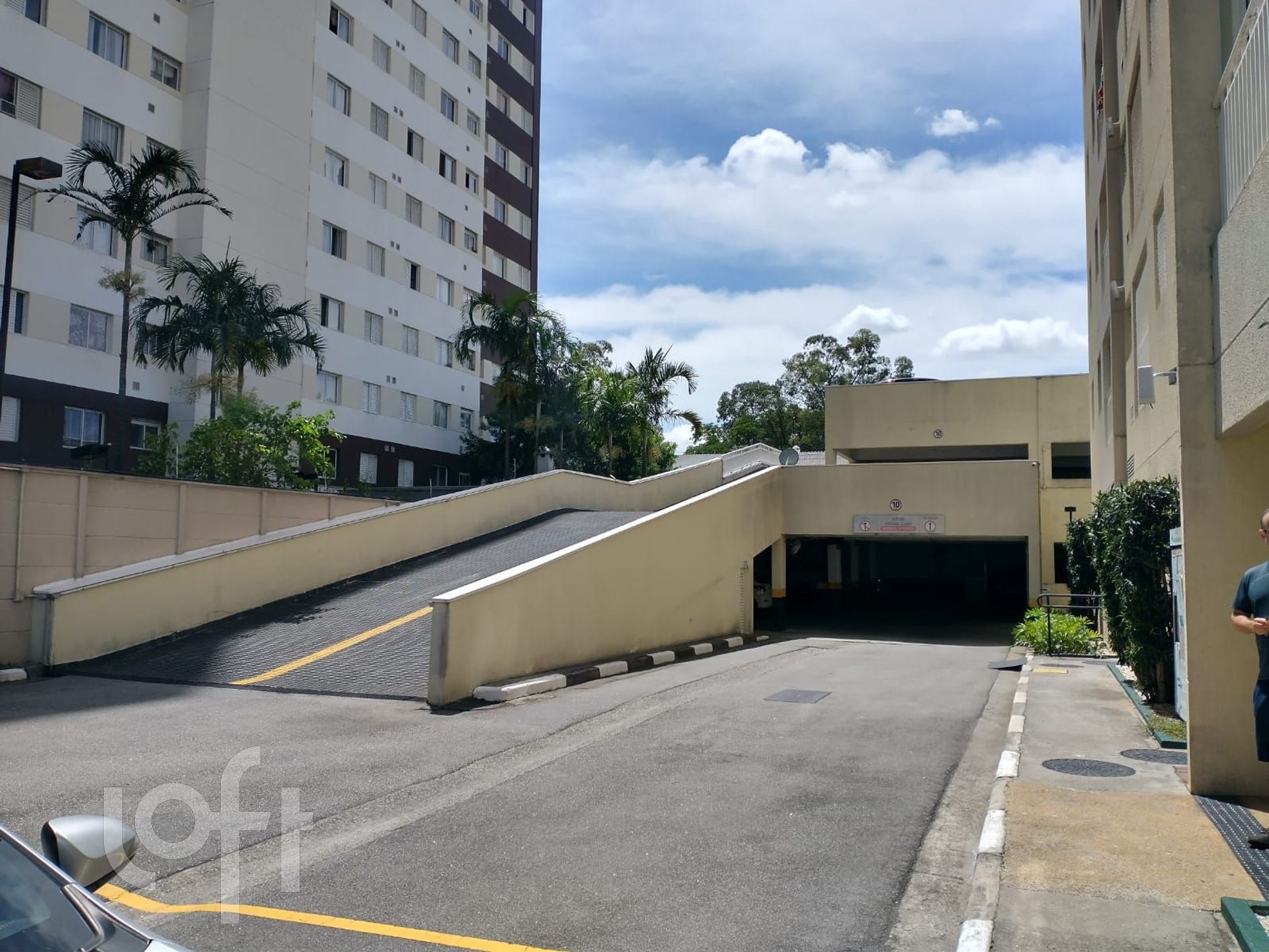 Imagem da propriedade PU17aaogk 22