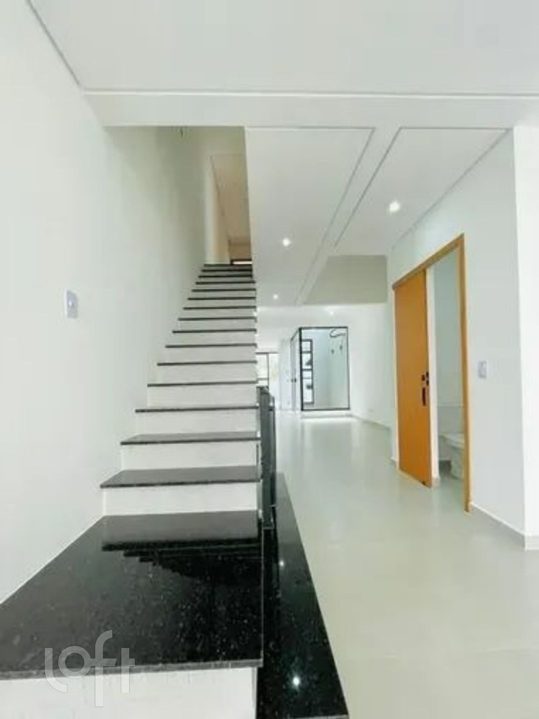 Casa à venda com 4 quartos, 170m² - Foto 15