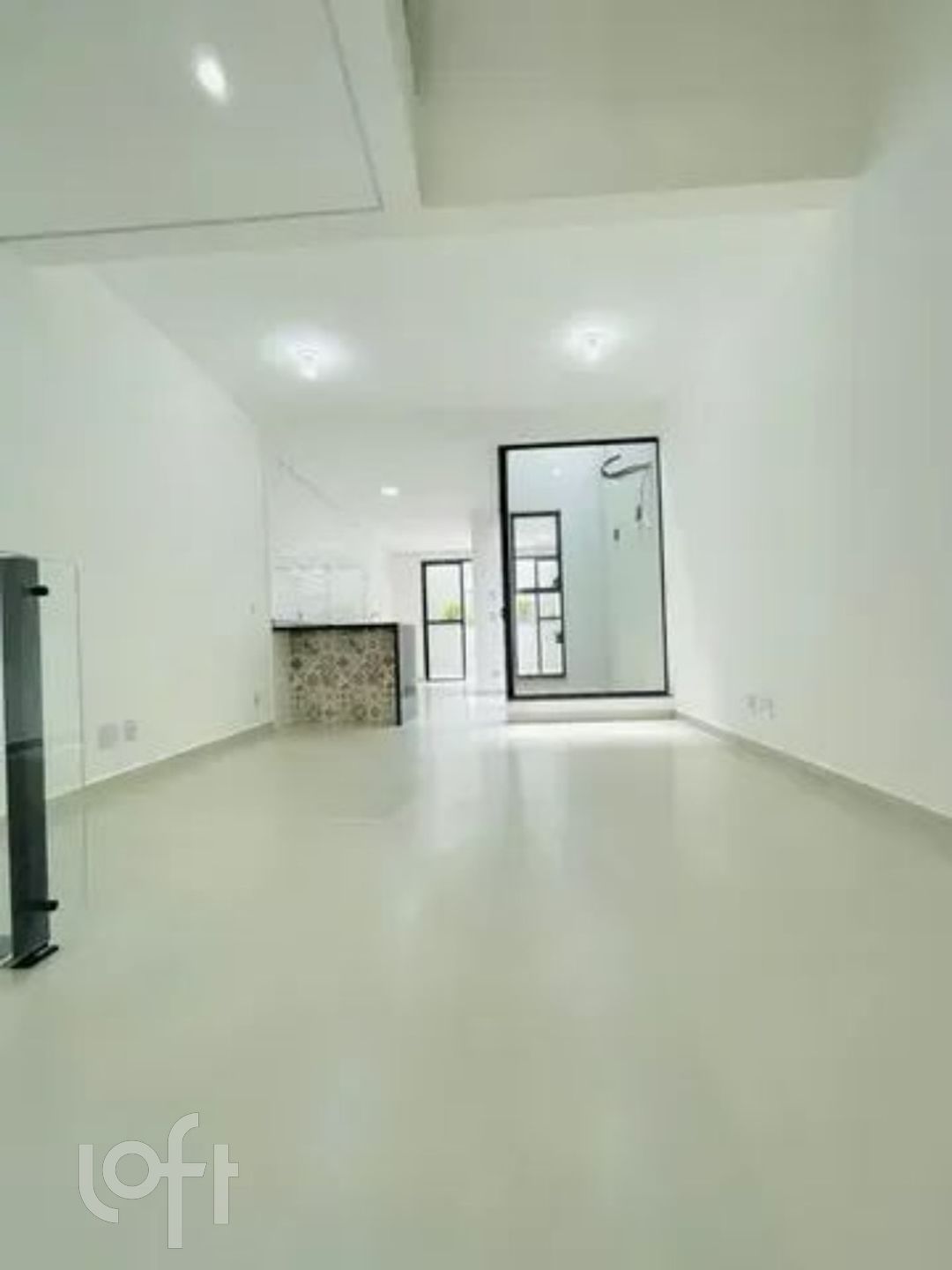 Casa à venda com 4 quartos, 170m² - Foto 14