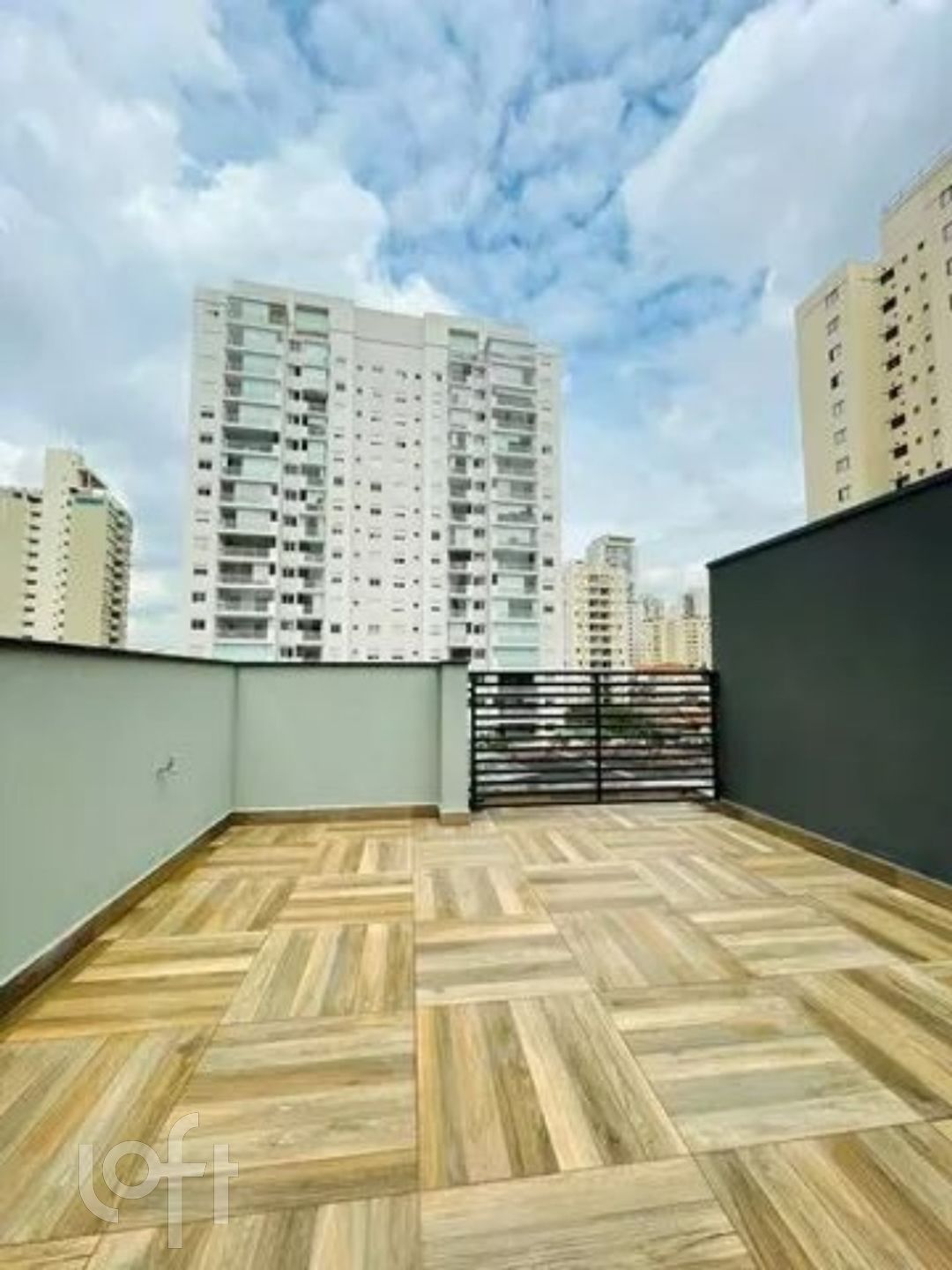 Casa à venda com 4 quartos, 170m² - Foto 2