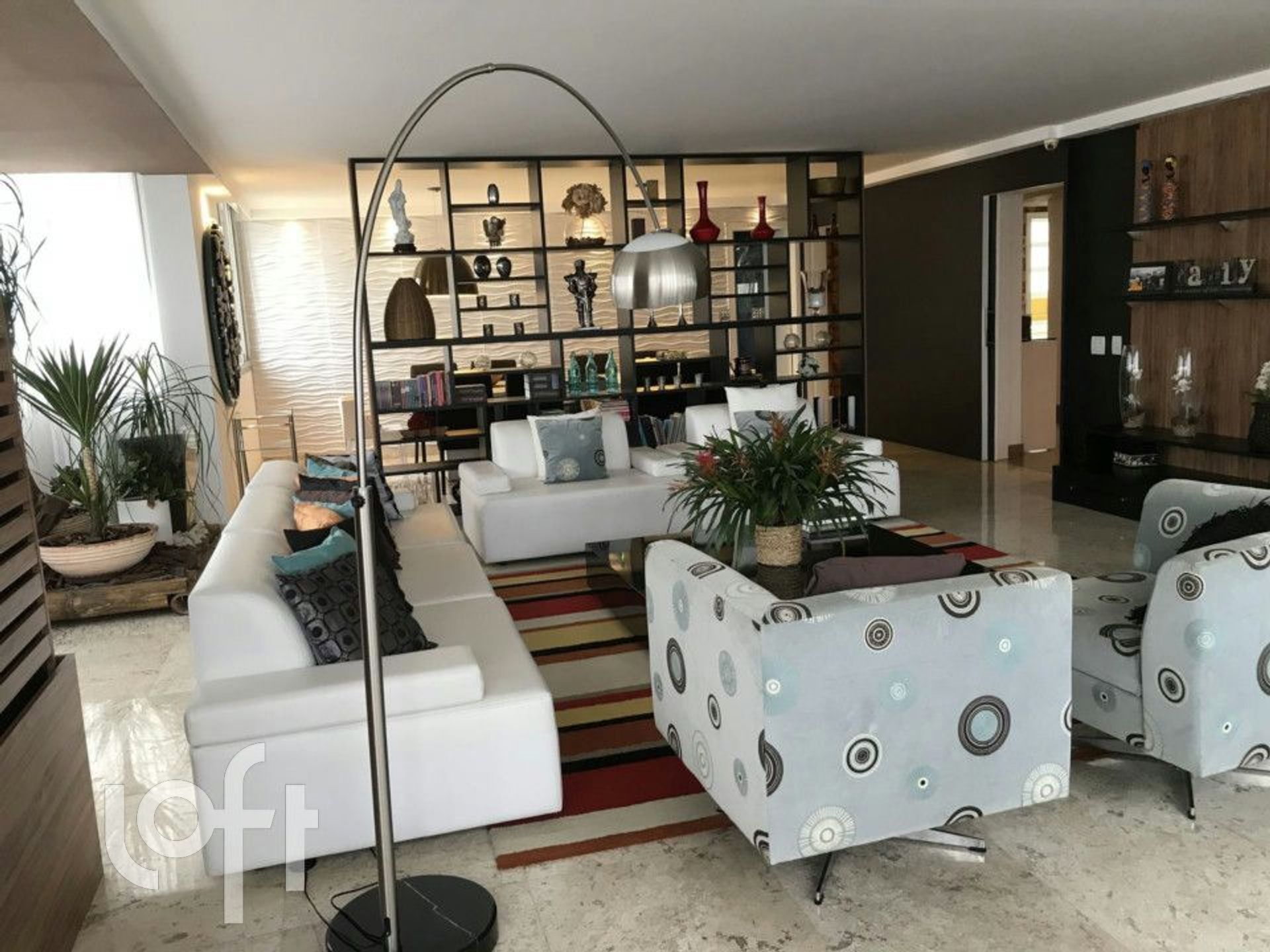 Apartamento à venda com 4 quartos, 333m² - Foto 5