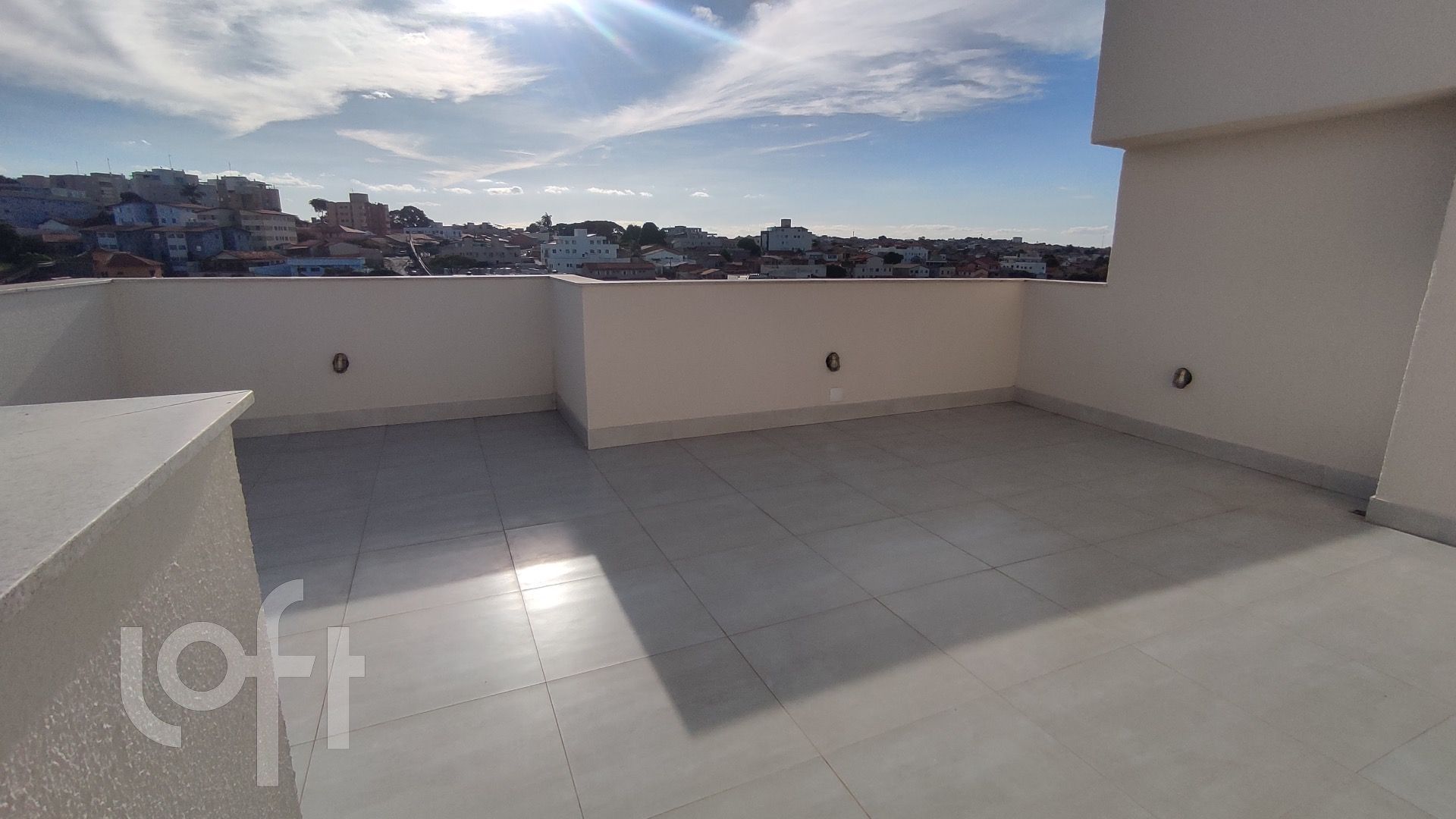 Apartamento à venda com 2 quartos, 50m² - Foto 1