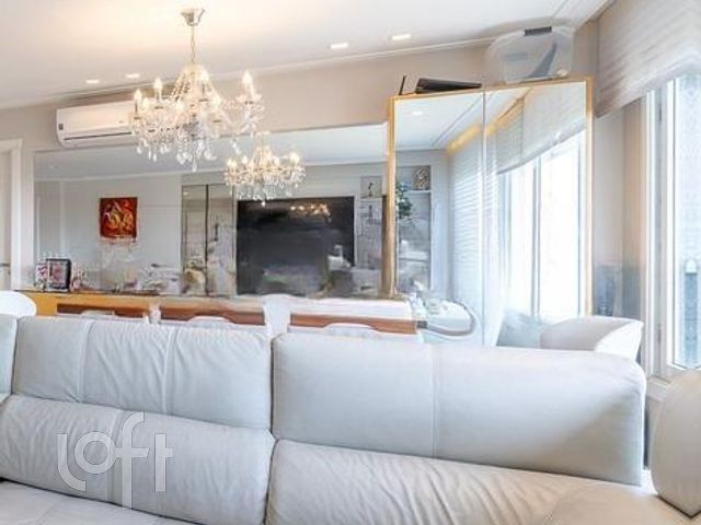 Apartamento com 137m², 3 dormitórios, 3 suítes, 2 vagas, Rio Branco em Porto Alegre