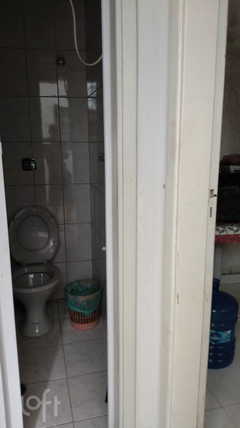 Casa à venda com 2 quartos, 100m² - Foto 13