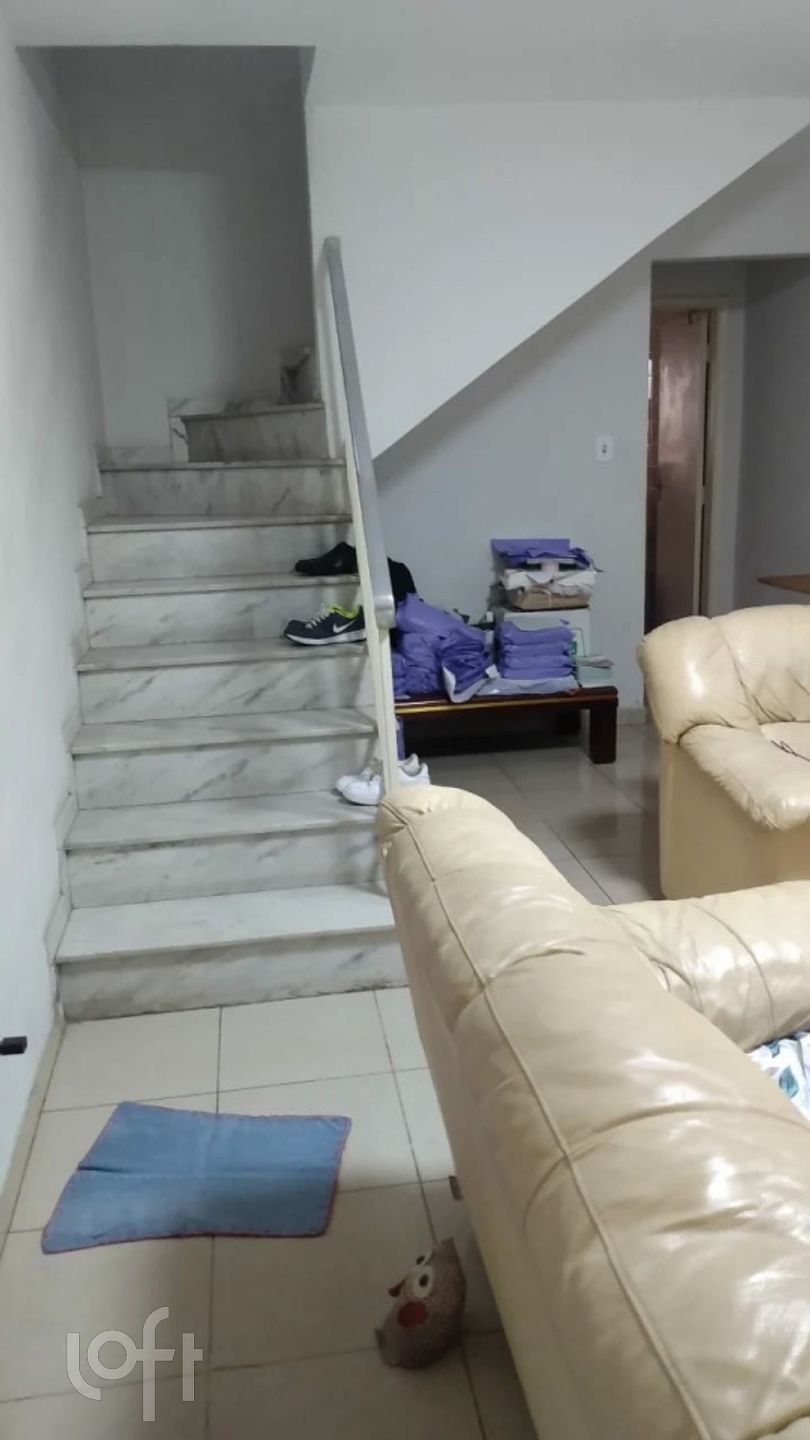 Casa à venda com 2 quartos, 100m² - Foto 3