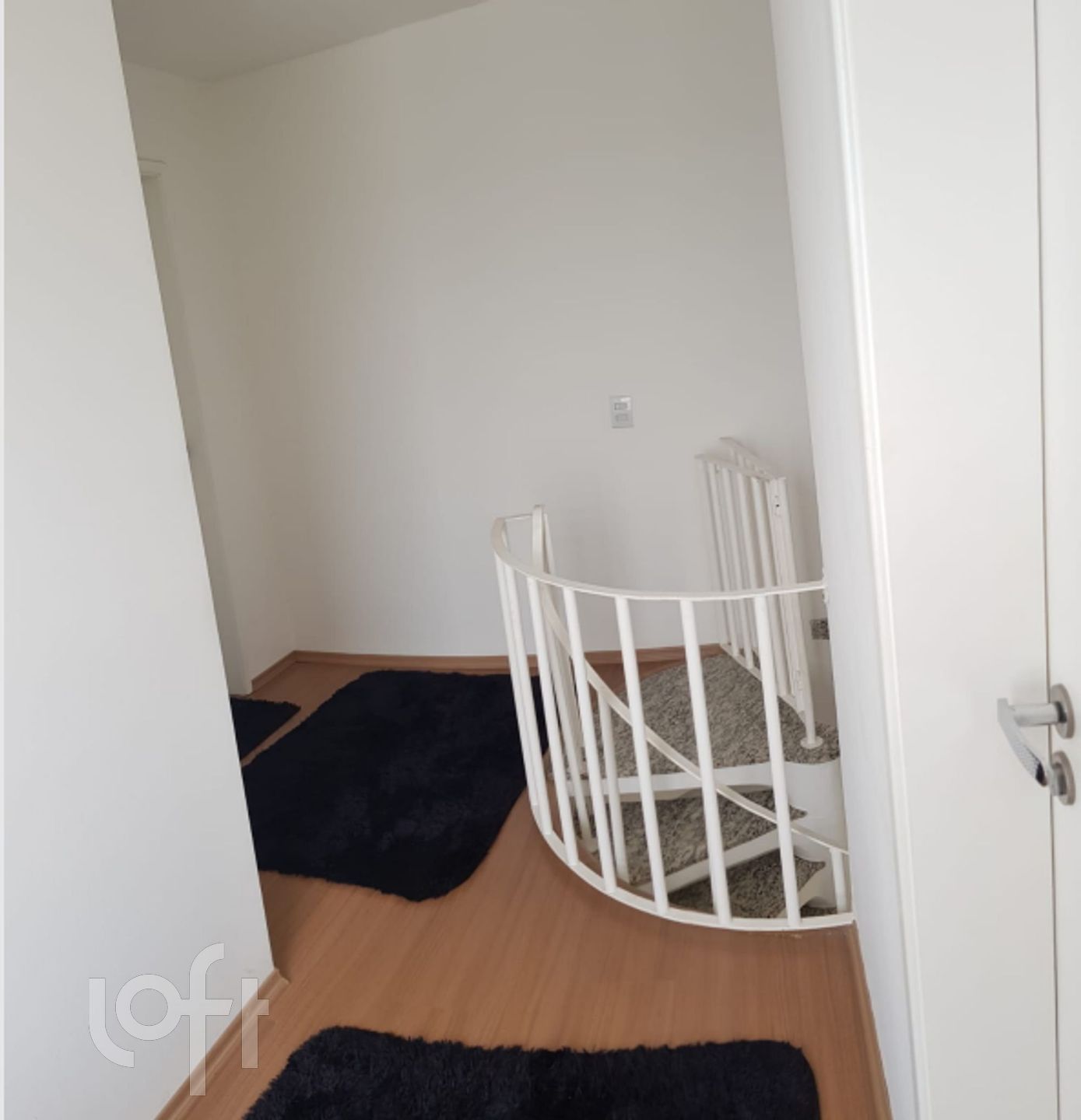 Apartamento à venda com 4 quartos, 284m² - Foto 2