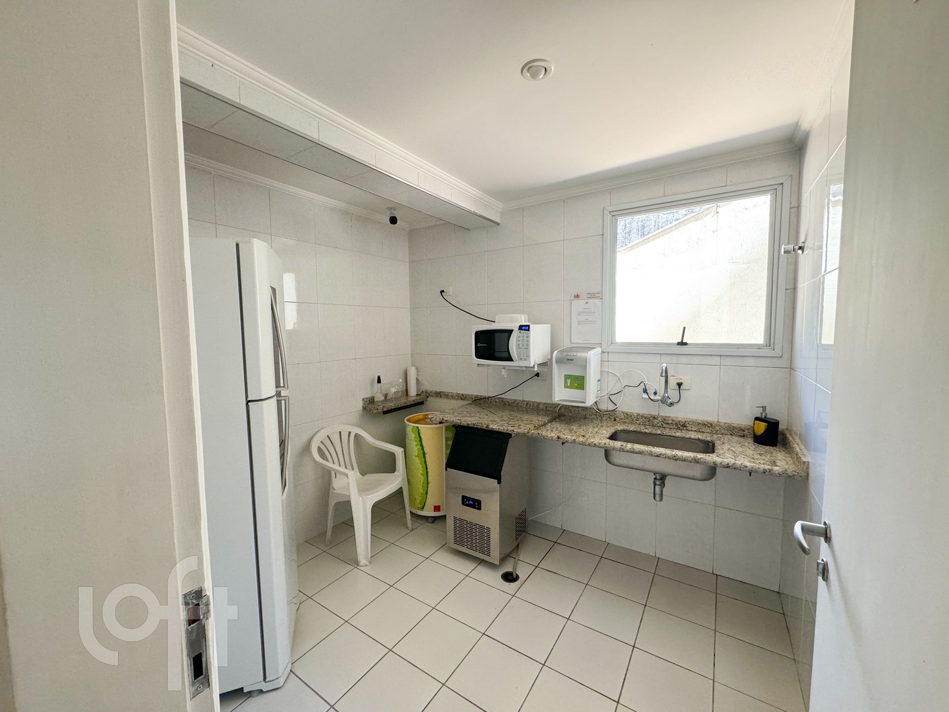 Apartamento à venda com 3 quartos, 123m² - Foto 7