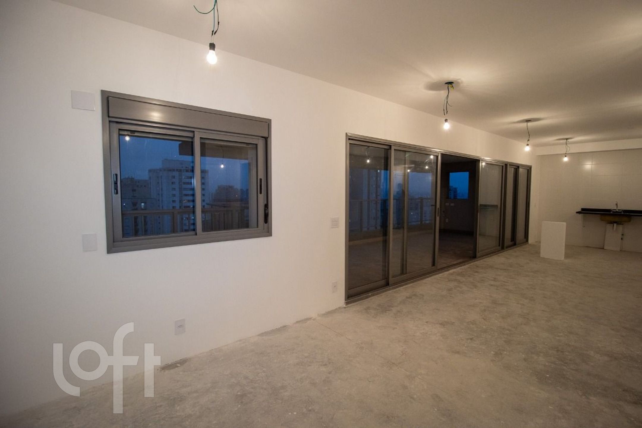 Apartamento à venda com 3 quartos, 155m² - Foto 17