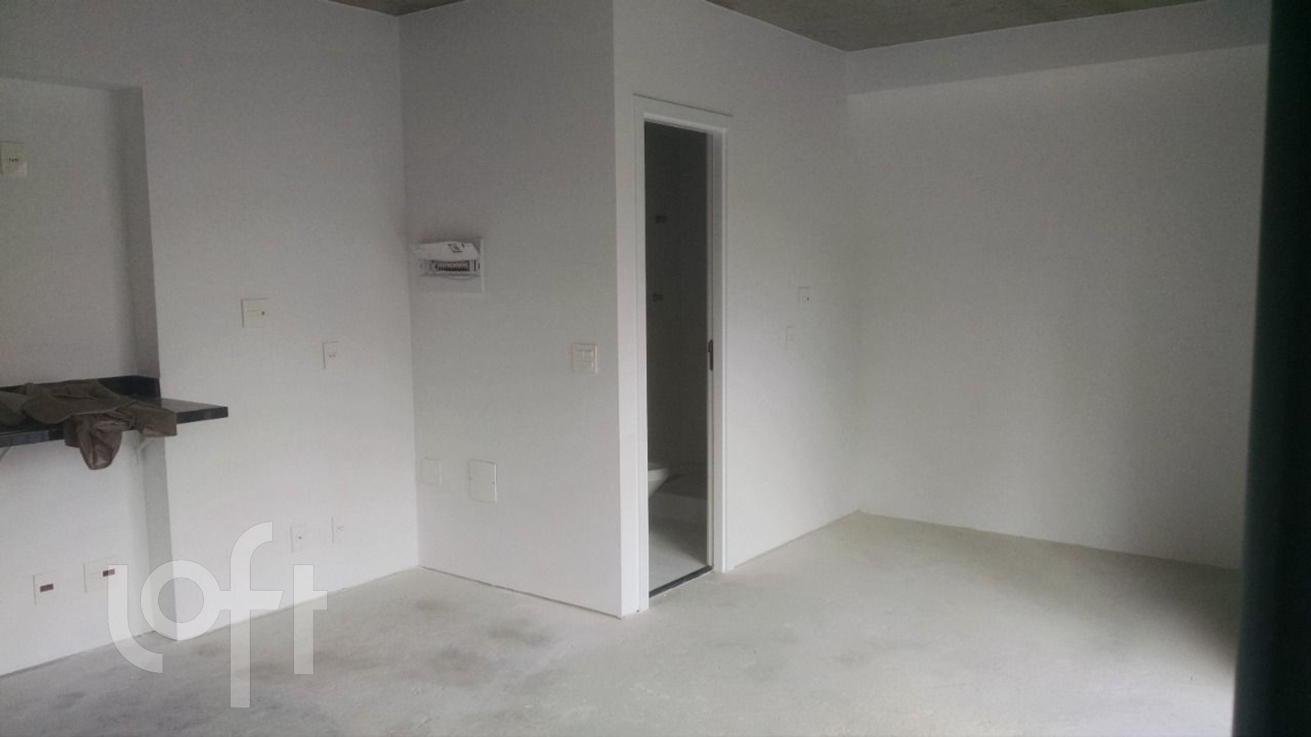 Apartamento à venda com 1 quarto, 43m² - Foto 4