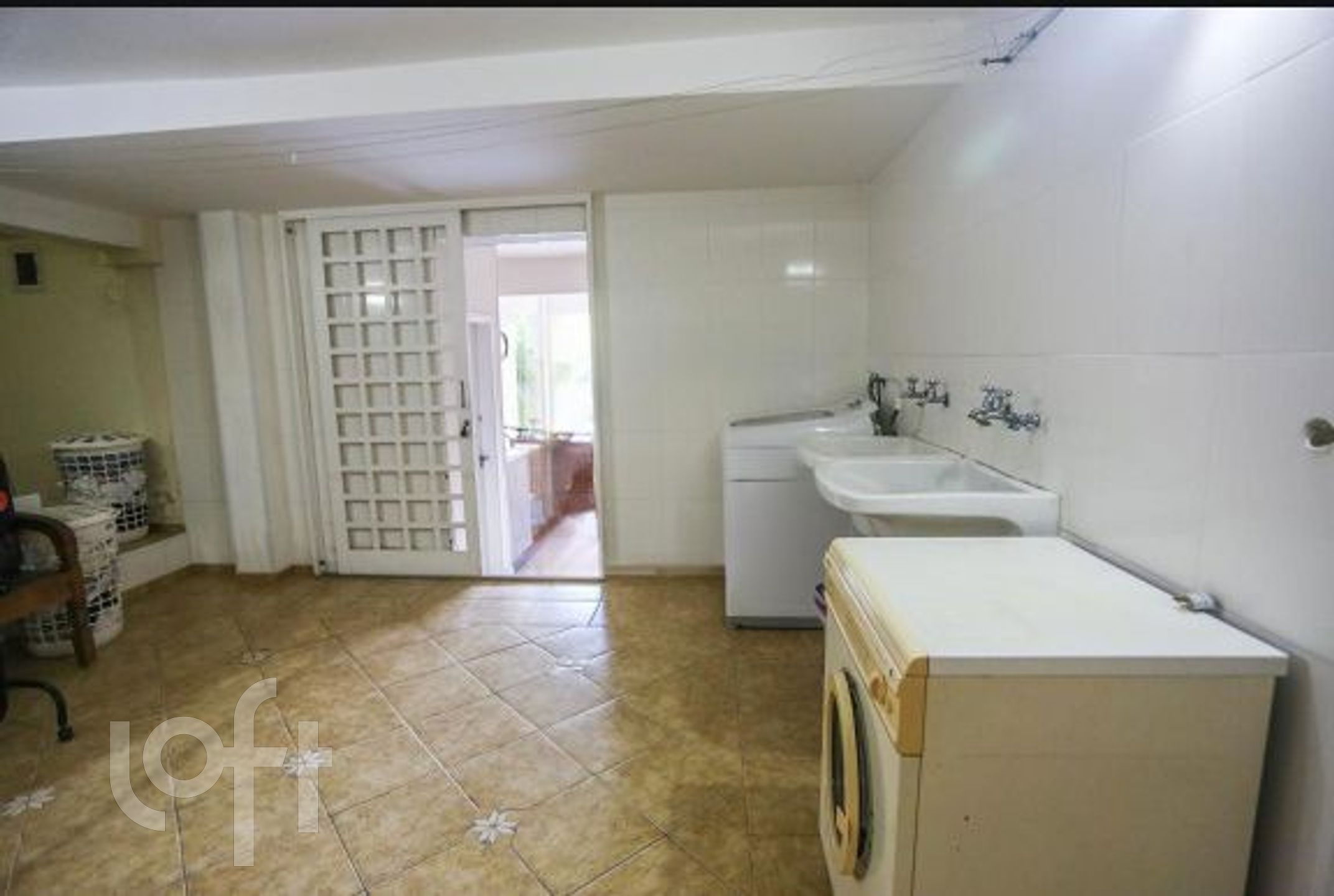 Casa à venda com 3 quartos, 260m² - Foto 22