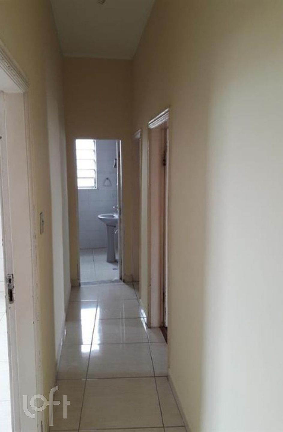 Apartamento à venda com 2 quartos, 80m² - Foto 2