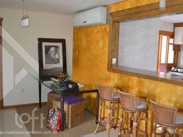 Apartamento com 105m², 3 dormitórios, 1 suíte, 2 vagas, Boa Vista em Porto Alegre