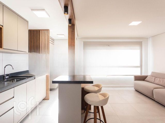 Apartamento com 76m², 3 dormitórios, 1 suíte, 2 vagas, Vila Ipiranga em Porto Alegre