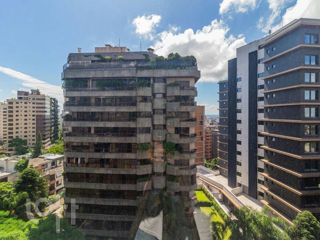 Apartamento com 257m², 2 dormitórios, 2 suítes, 4 vagas, Bela Vista em Porto Alegre