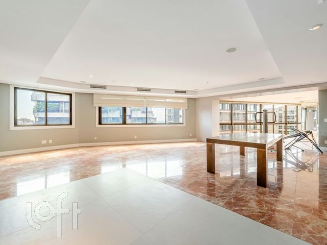 Apartamento com 257m², 2 dormitórios, 2 suítes, 4 vagas, Bela Vista em Porto Alegre