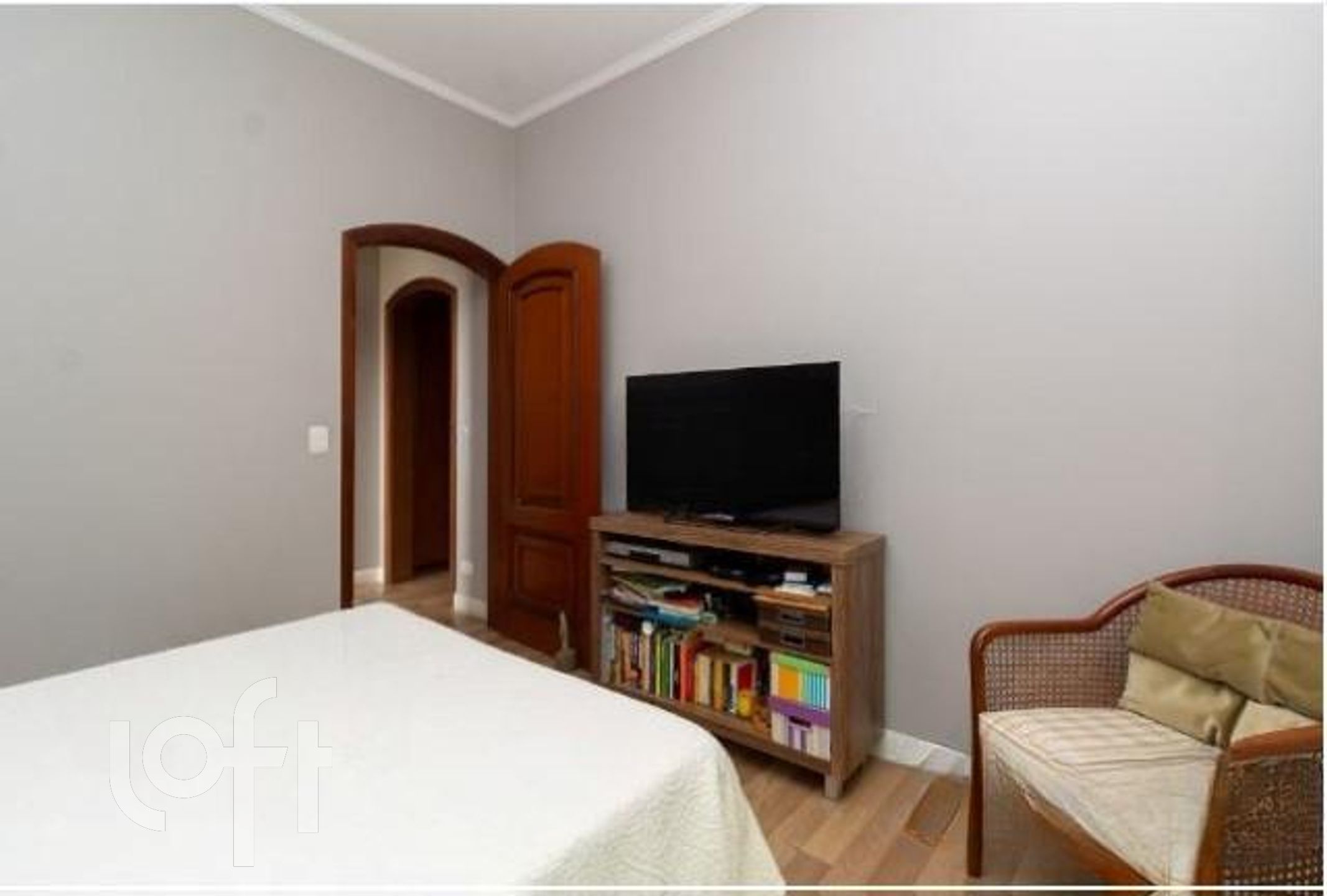 Apartamento à venda com 3 quartos, 160m² - Foto 8