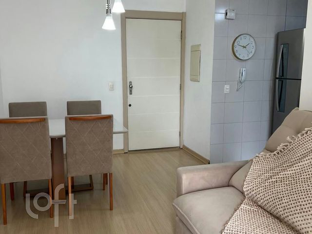 Apartamento com 62m², 2 dormitórios, 1 suíte, 1 vaga, Vila Ipiranga em Porto Alegre