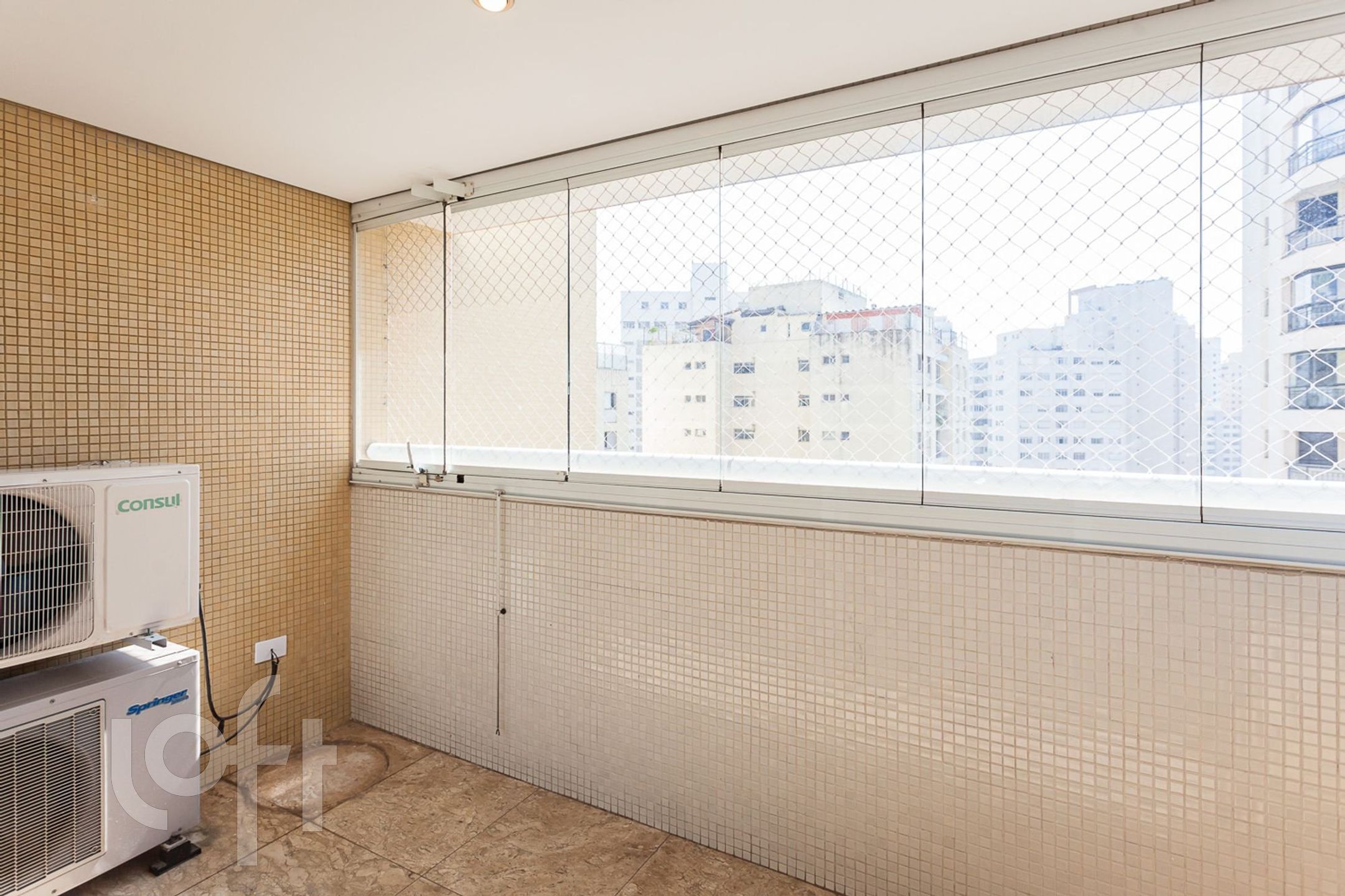 Apartamento à venda com 3 quartos, 276m² - Foto 10