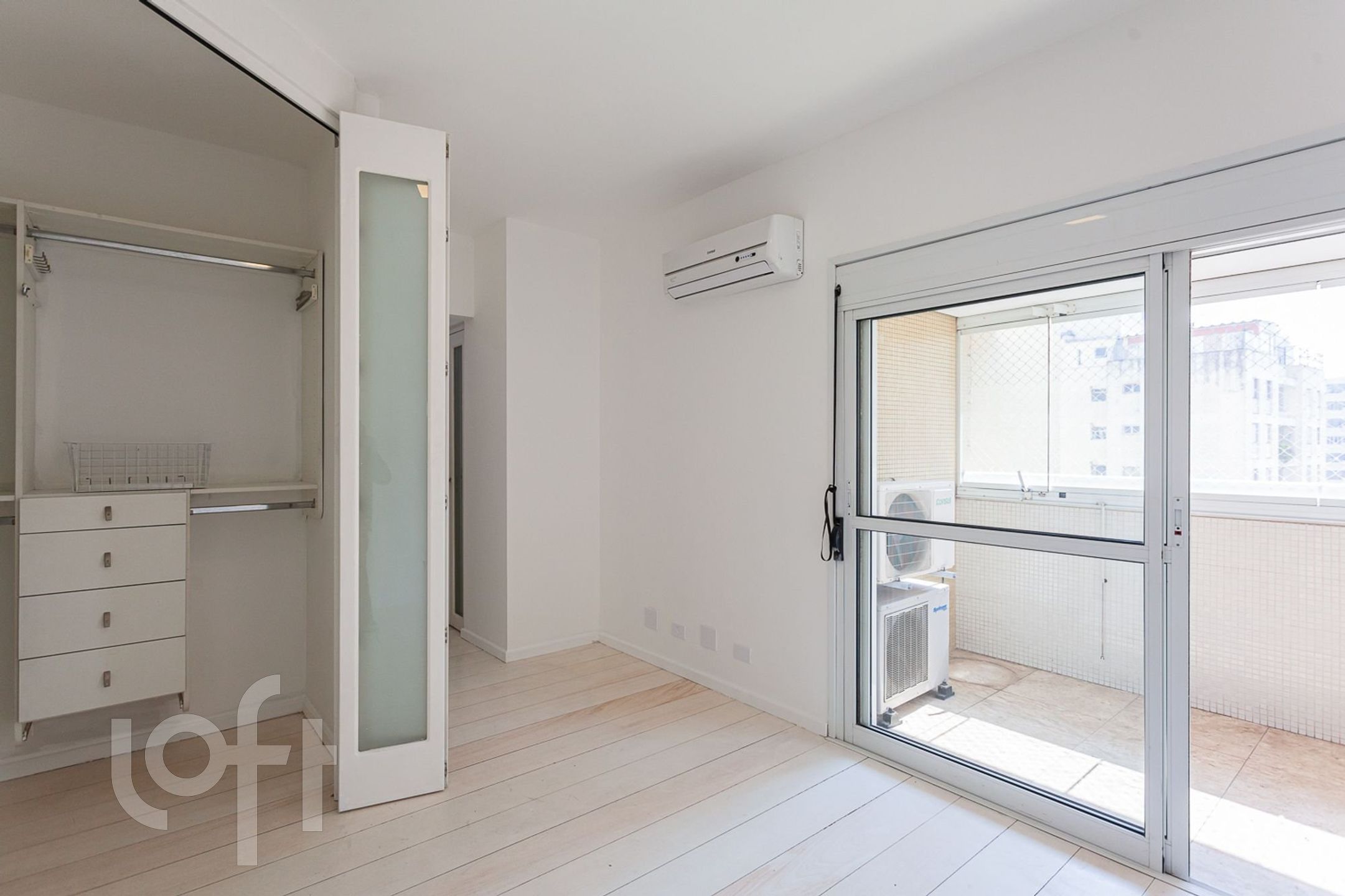 Apartamento à venda com 3 quartos, 276m² - Foto 11