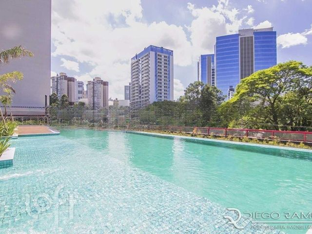 Apartamento com 68m², 2 dormitórios, 2 vagas, Petrópolis em Porto Alegre