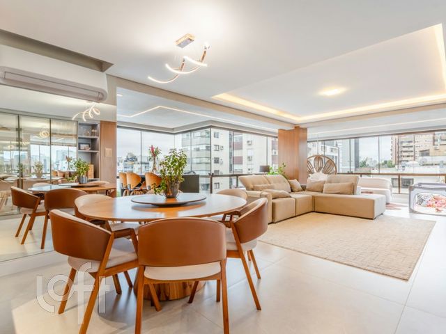 Apartamento com 151m², 3 dormitórios, 2 suítes, 2 vagas, Rio Branco em Porto Alegre