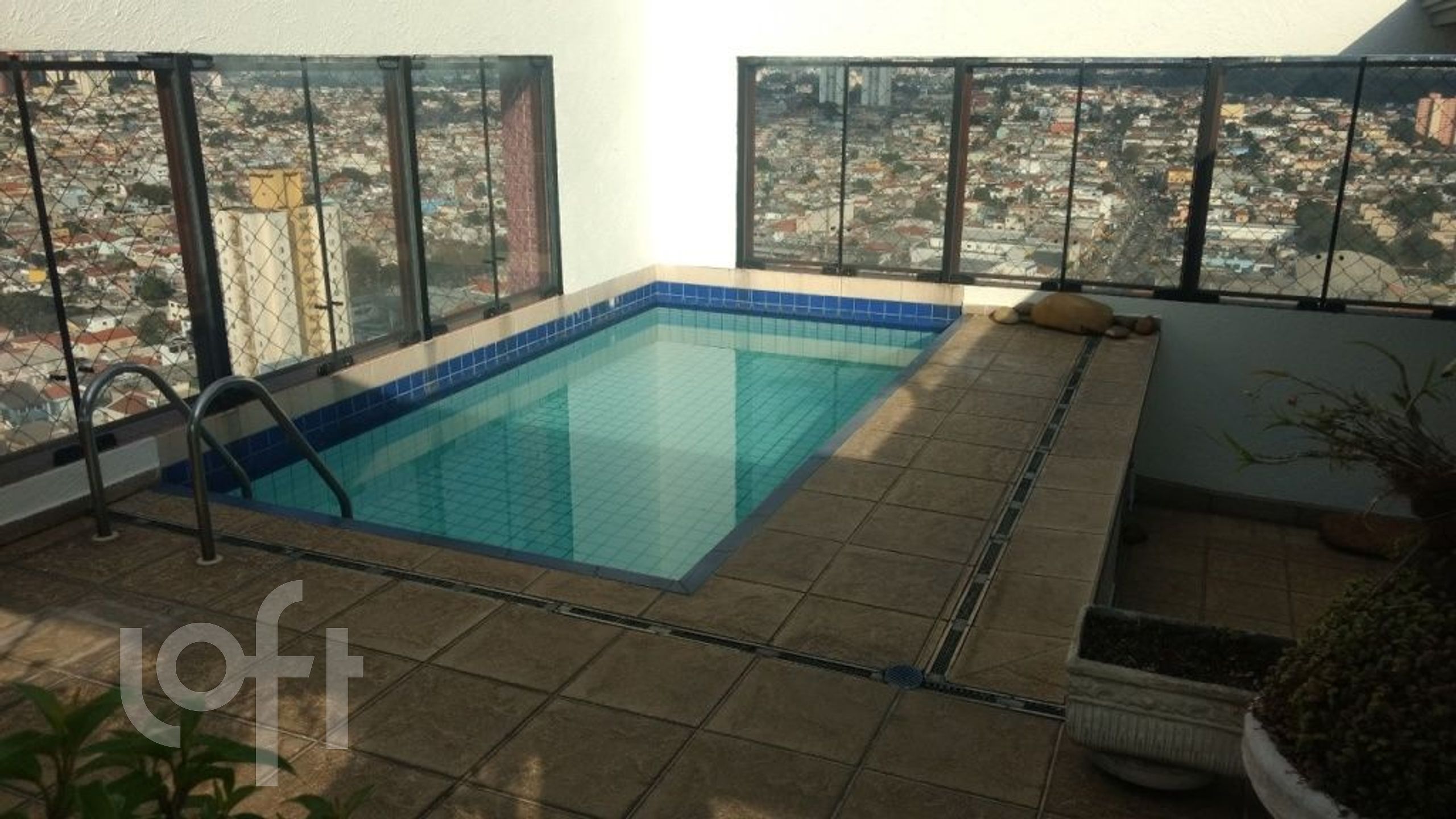 Apartamento à venda com 4 quartos, 250m² - Foto 1