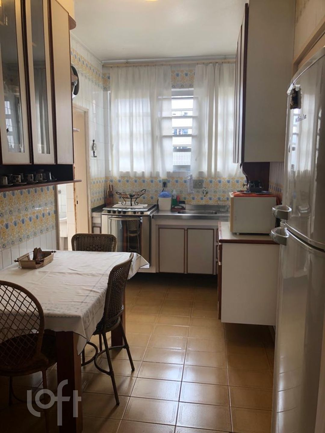 Apartamento à venda com 3 quartos, 94m² - Foto 3