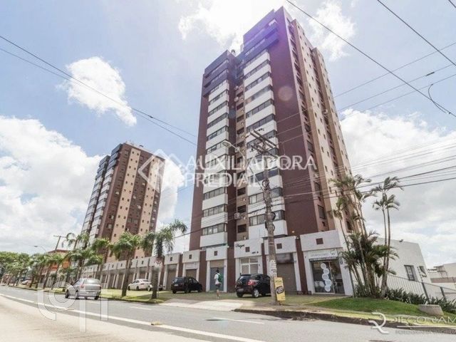 Apartamento com 75m², 2 dormitórios, 1 suíte, 2 vagas, Chácara das Pedras em Porto Alegre