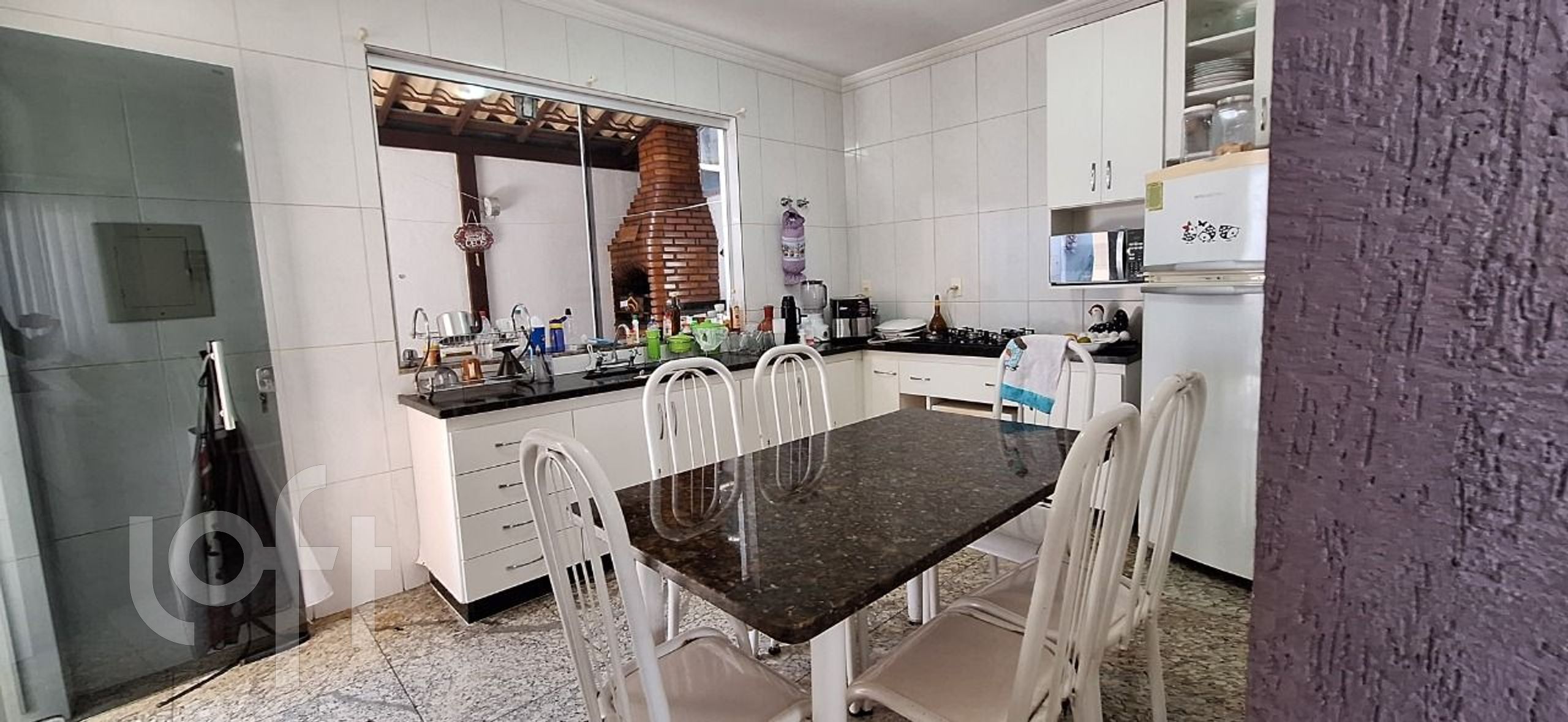 Casa à venda com 3 quartos, 160m² - Foto 4