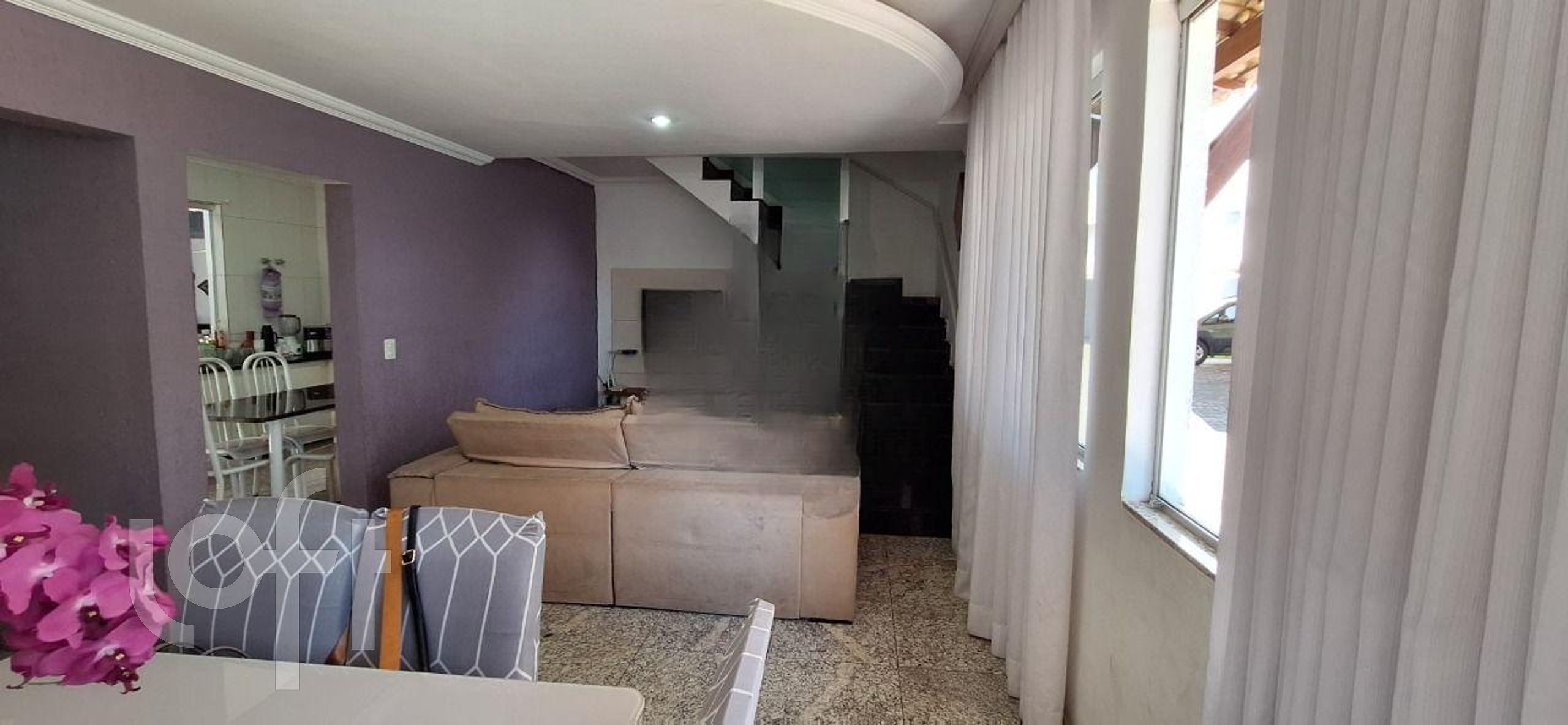 Casa à venda com 3 quartos, 160m² - Foto 1