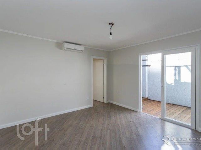 Apartamento com 82m², 2 dormitórios, 2 suítes, Menino Deus em Porto Alegre
