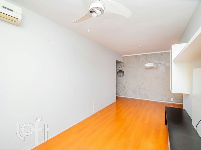 Apartamento com 77m², 2 dormitórios, 1 vaga, Higienópolis em Porto Alegre