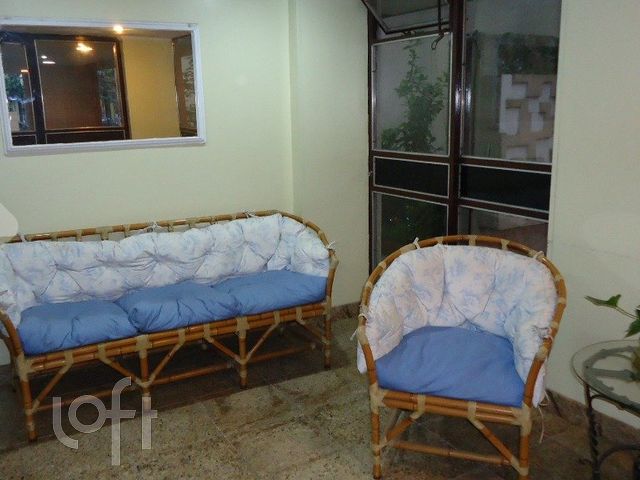 Apartamento com 76m², 2 dormitórios, 1 vaga, Cidade Baixa em Porto Alegre