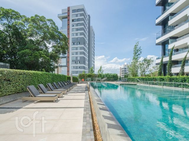 Apartamento com 227m², 3 dormitórios, 3 suítes, 3 vagas, Jardim Europa em Porto Alegre