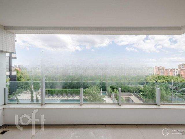 Apartamento com 227m², 3 dormitórios, 3 suítes, 3 vagas, Jardim Europa em Porto Alegre