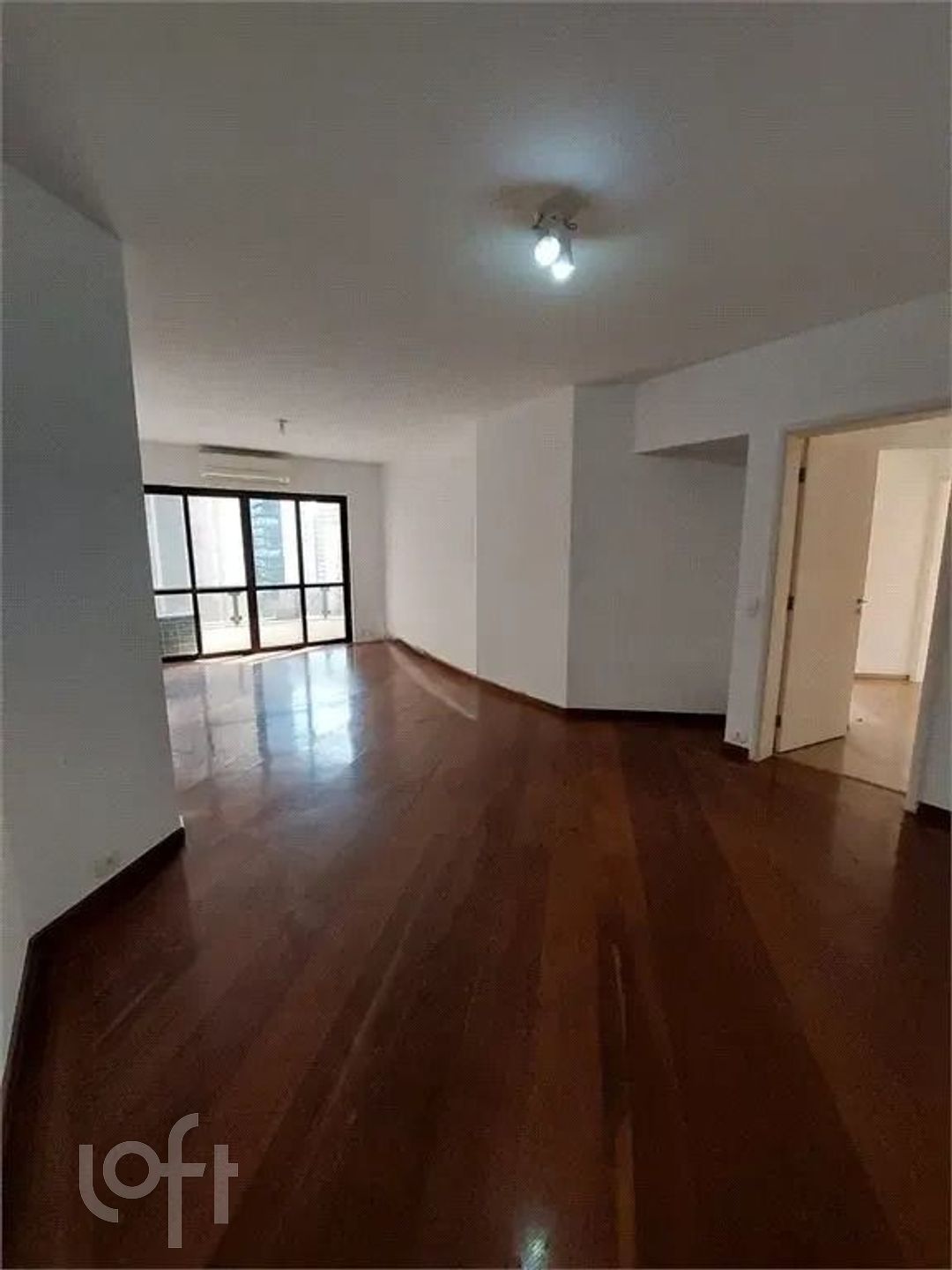 Apartamento à venda com 3 quartos, 127m² - Foto 1