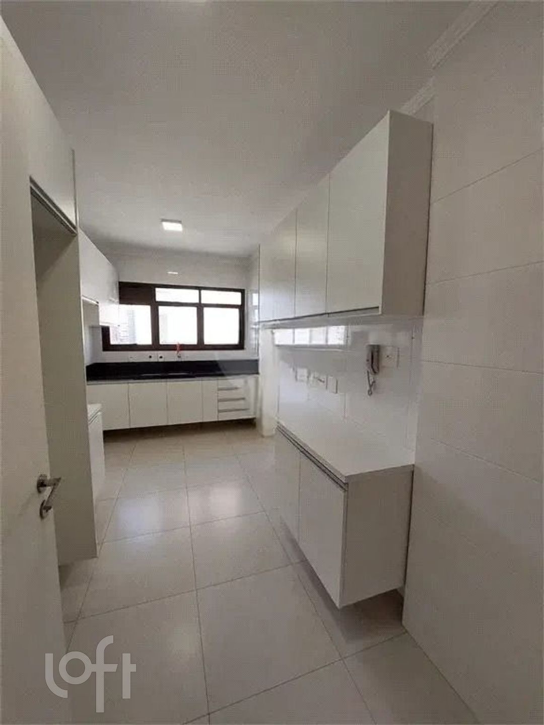 Apartamento à venda com 3 quartos, 127m² - Foto 3