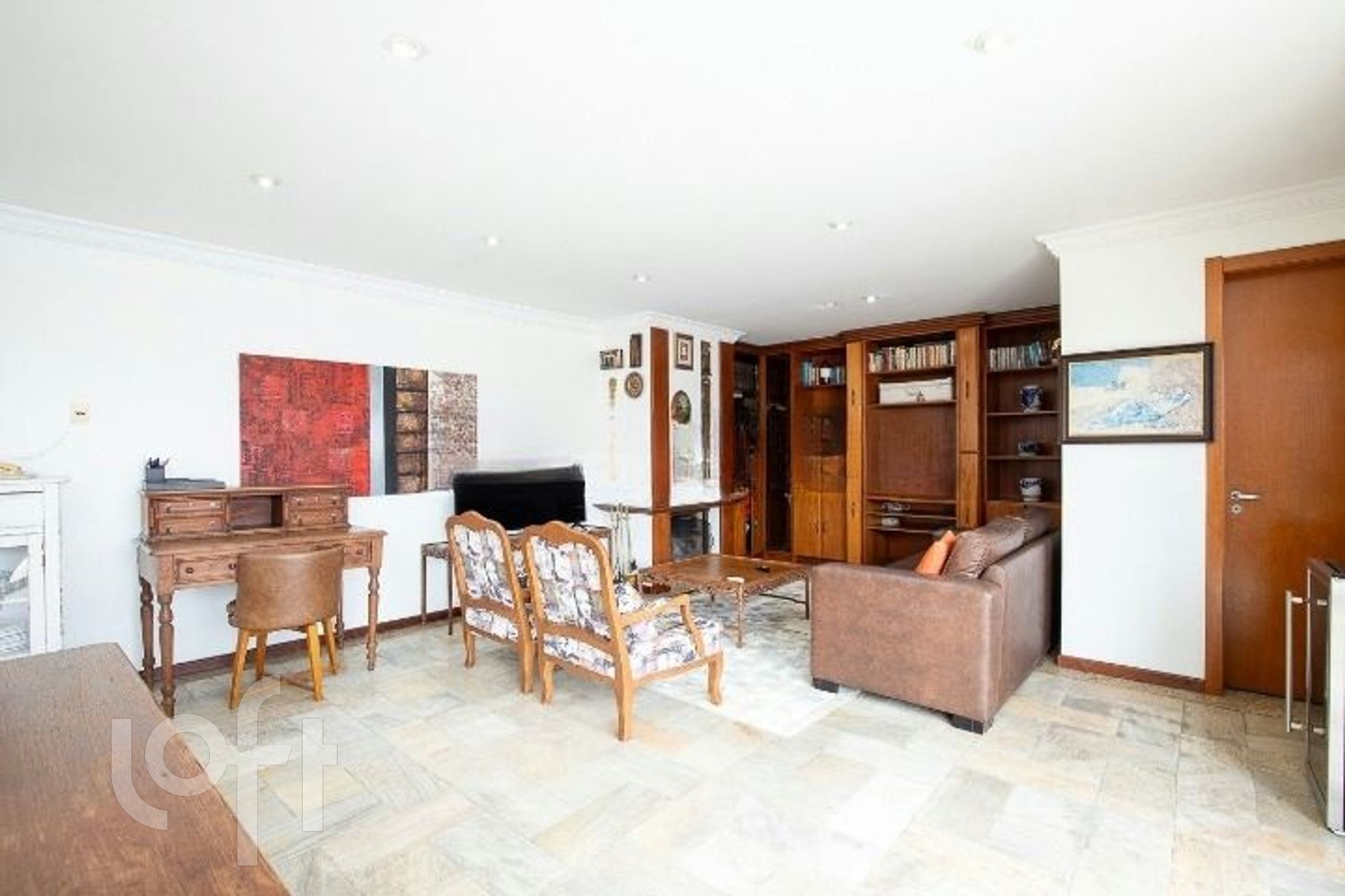 Apartamento com 254m², 3 dormitórios, 1 suíte, 2 vagas, Moinhos de Vento em Porto Alegre