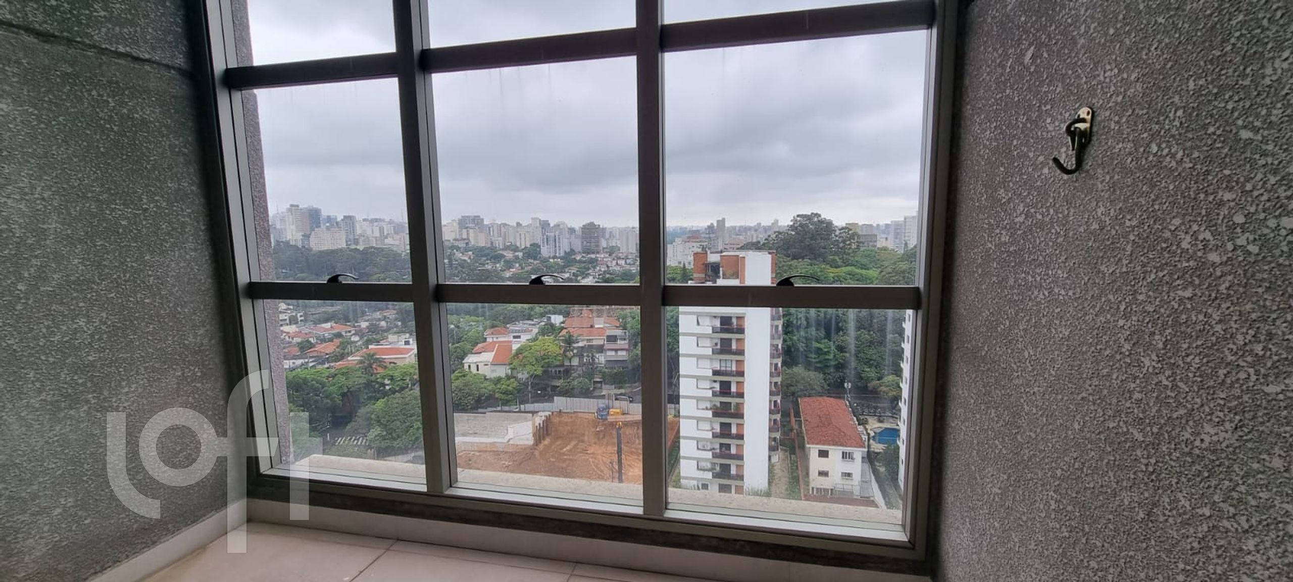 Apartamento à venda com 3 quartos, 180m² - Foto 10