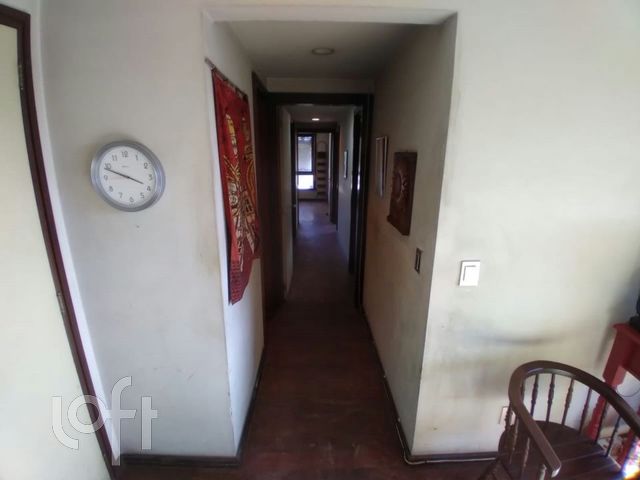 Apartamento com 143m², 3 dormitórios, 1 suíte, 2 vagas, Santana em Porto Alegre