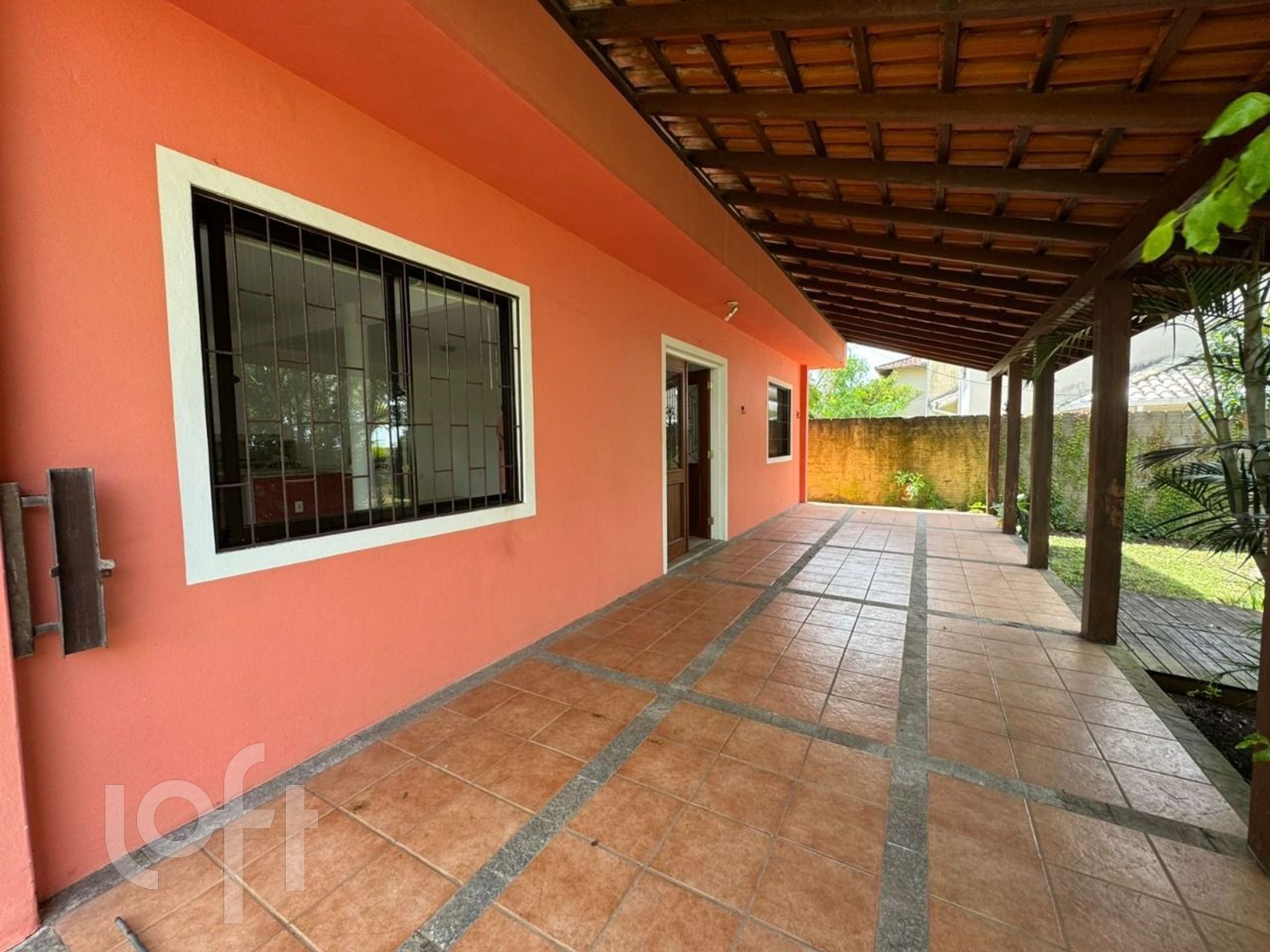 Casa à venda em Campeche Norte com 91 m², 1 quarto, 1 suíte, 4 vagas