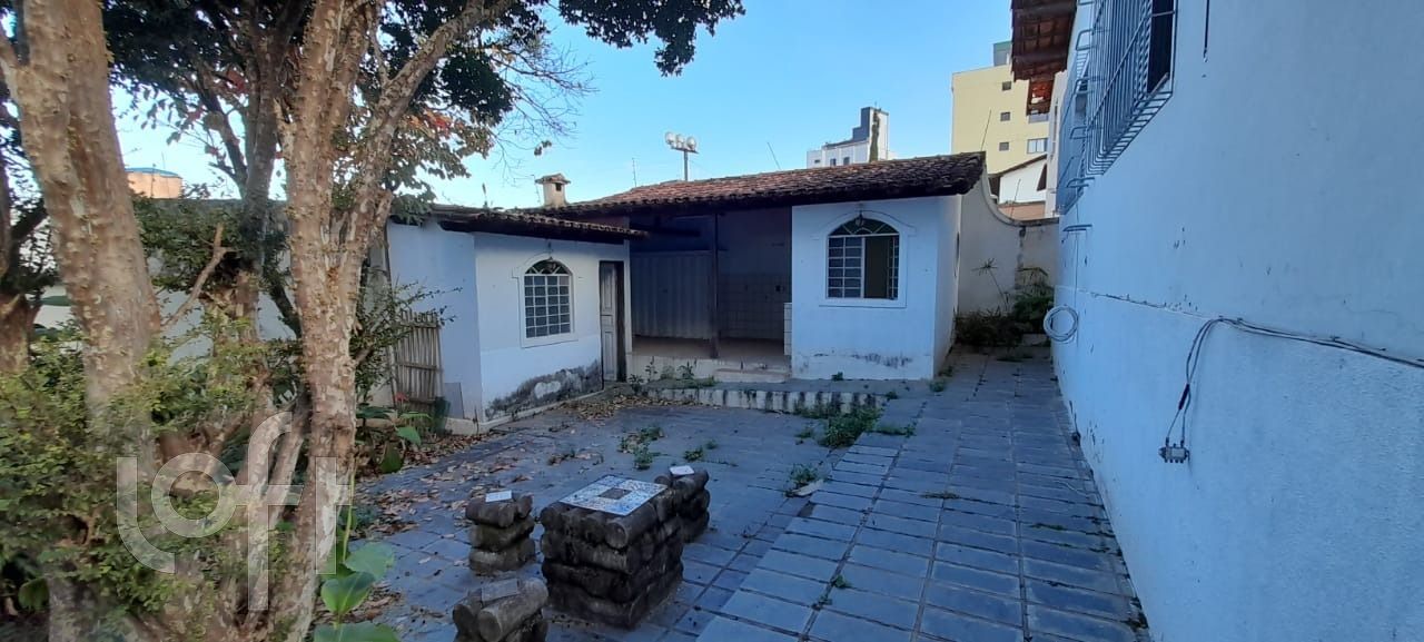 Casa à venda com 3 quartos, 250m² - Foto 16