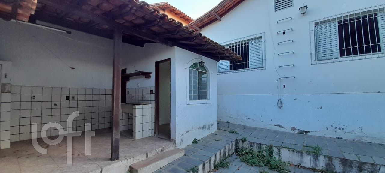 Casa à venda com 3 quartos, 250m² - Foto 11