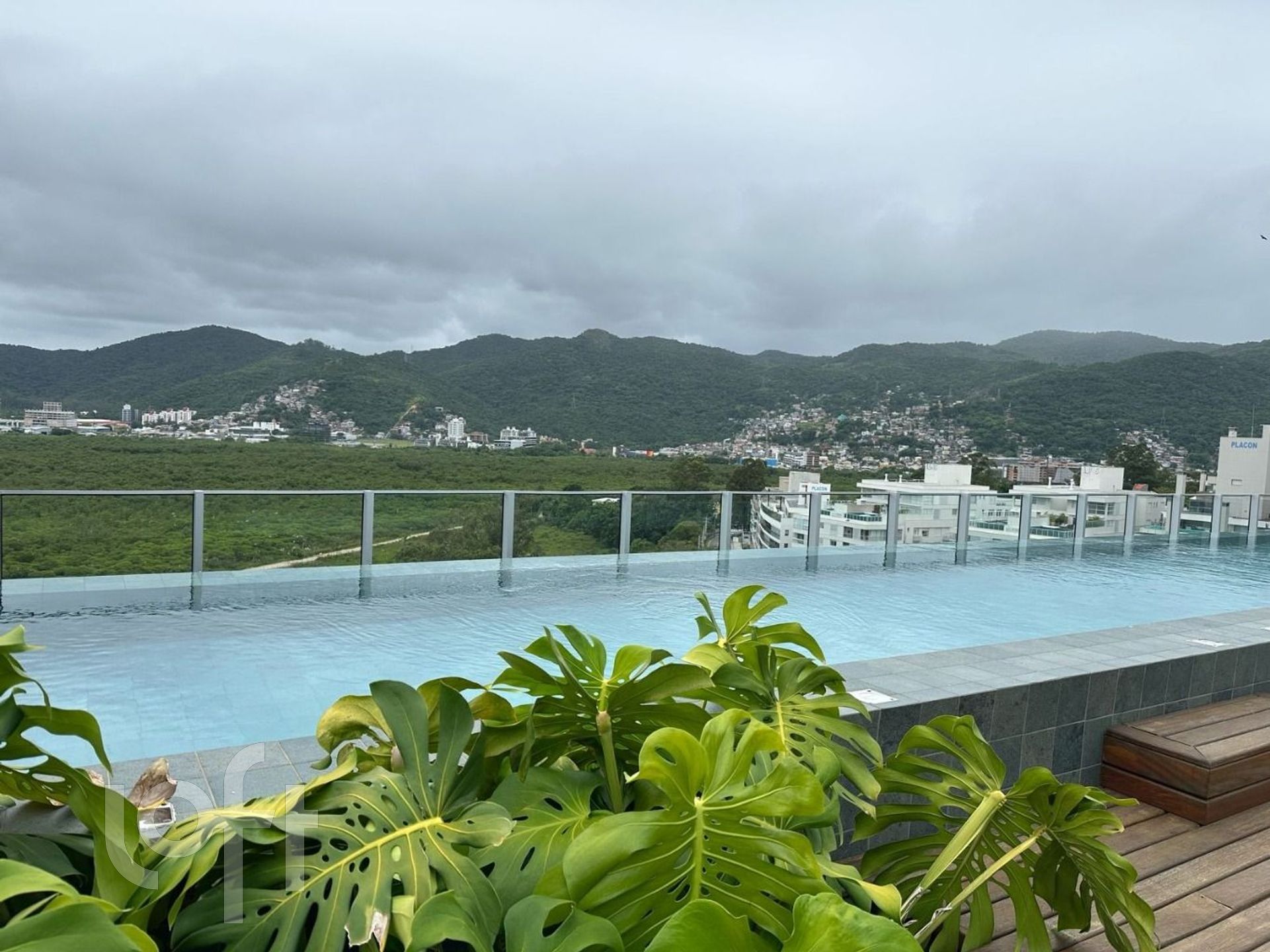 Apartamentos com 134m², 3 quartos, 3 suítes, 2 garagens, no bairro João Paulo em Florianópolis
