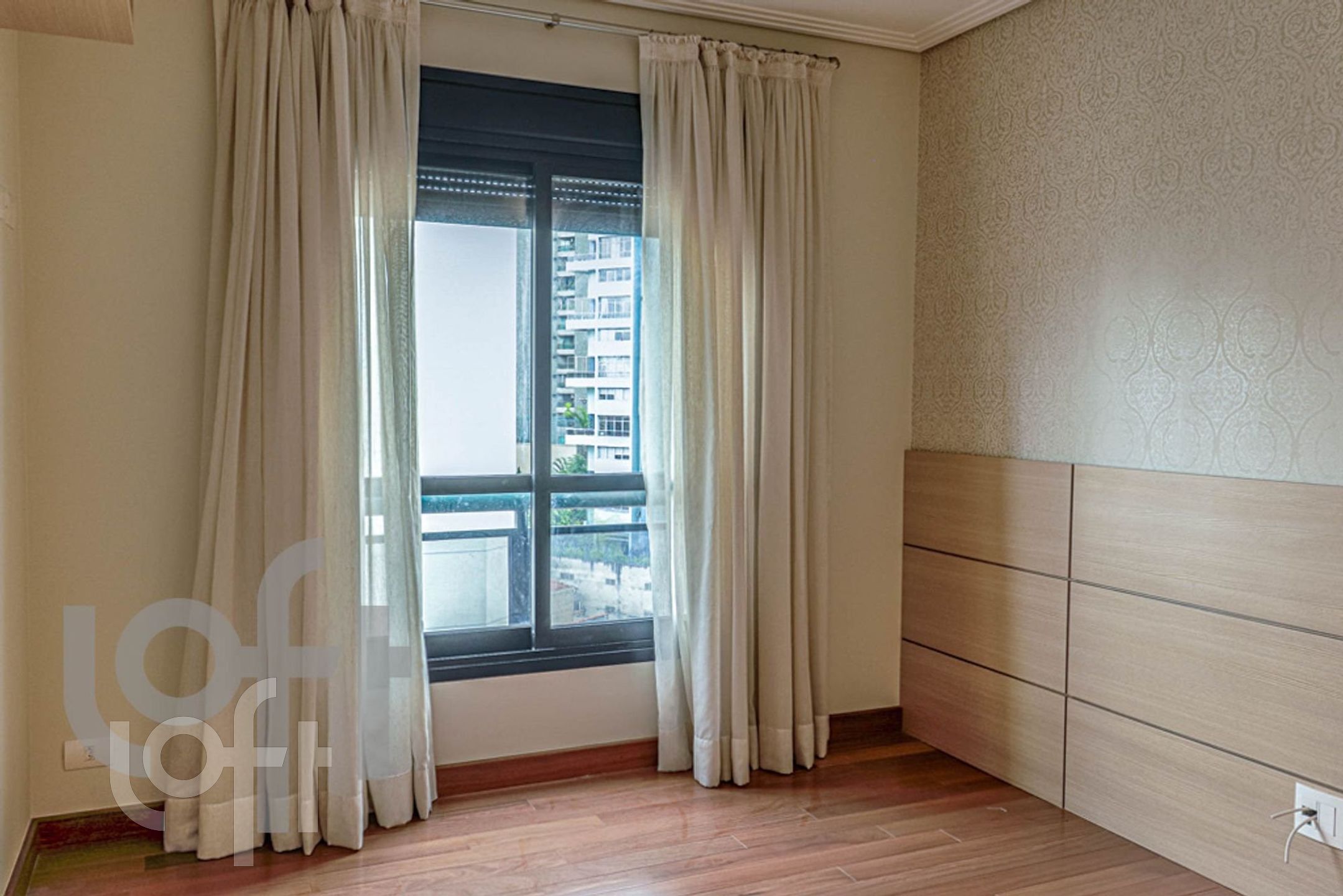 Apartamento à venda com 4 quartos, 220m² - Foto 45