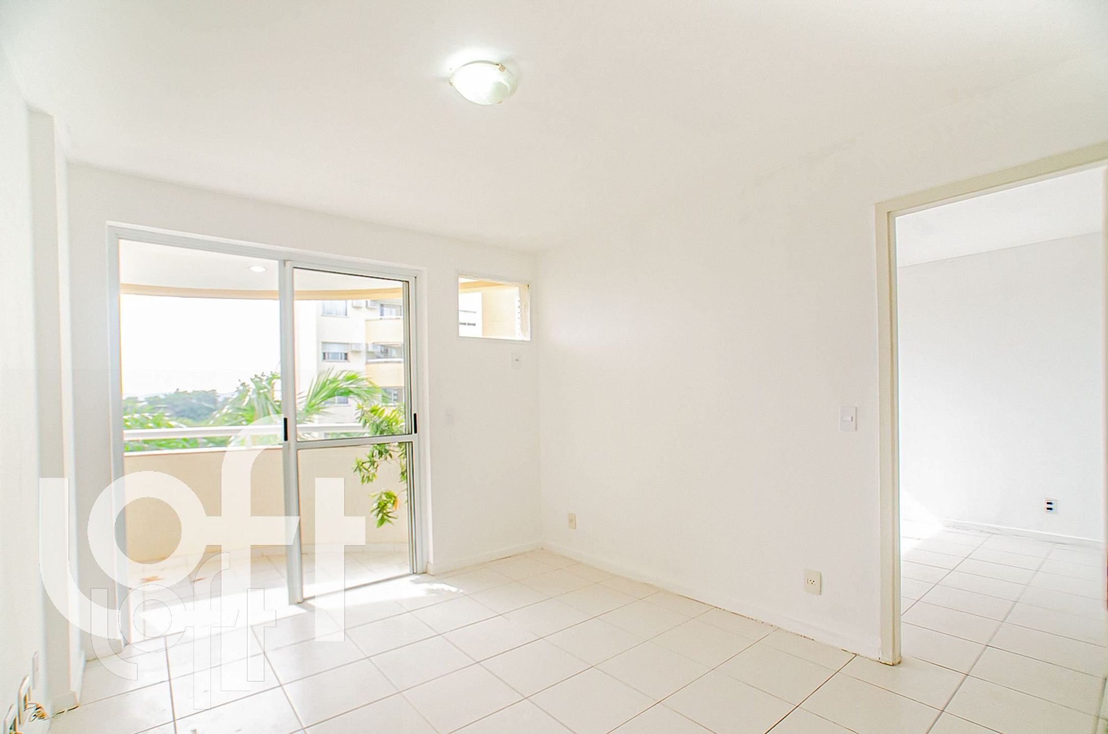 Apartamento à venda em Jacarepaguá com 46 m², 1 quarto, 1 suíte, 1 vaga