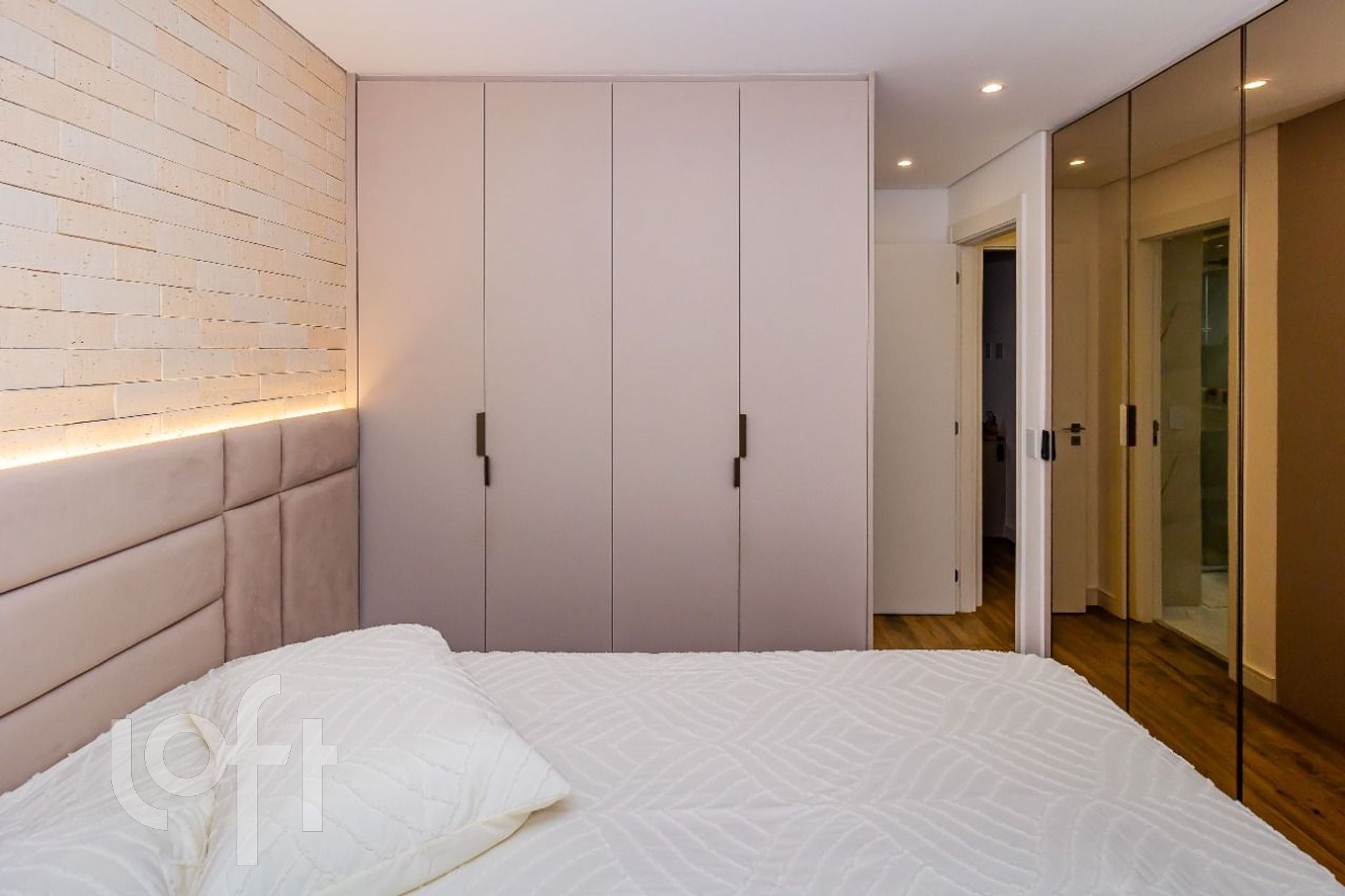 Apartamento à venda com 2 quartos, 78m² - Foto 19