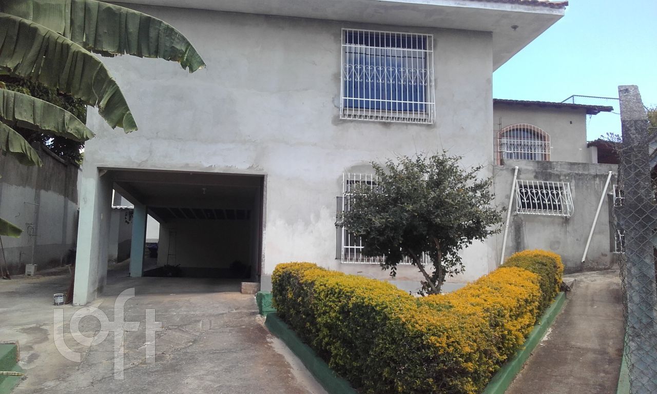 Casa à venda com 5 quartos, 365m² - Foto 1